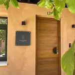Amarillide Apartmanhotel Hriszí Aktí Haniá