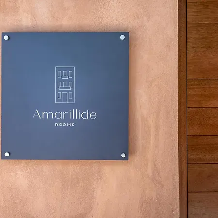 Amarillide מלון דירות 3*