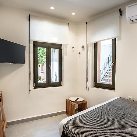 Amarillide Apartmanhotel Hriszí Aktí Haniá